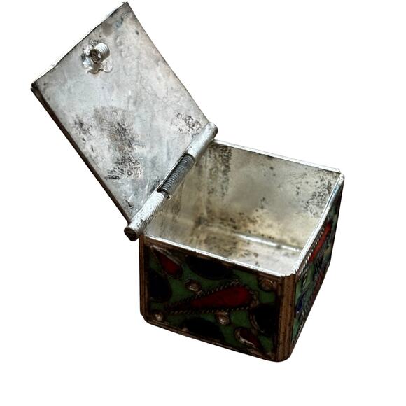 Vintage silver metal trinket box inlaid stone hinged lid blue green red enamel - Picture 7 of 8